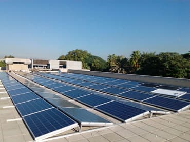 Diseño detallado de Kinsend del esquema del sistema de montaje de techo plano
