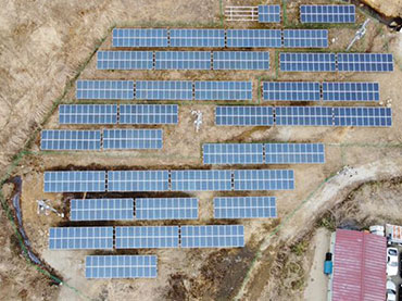 Sistema de montaje en tierra 136kw